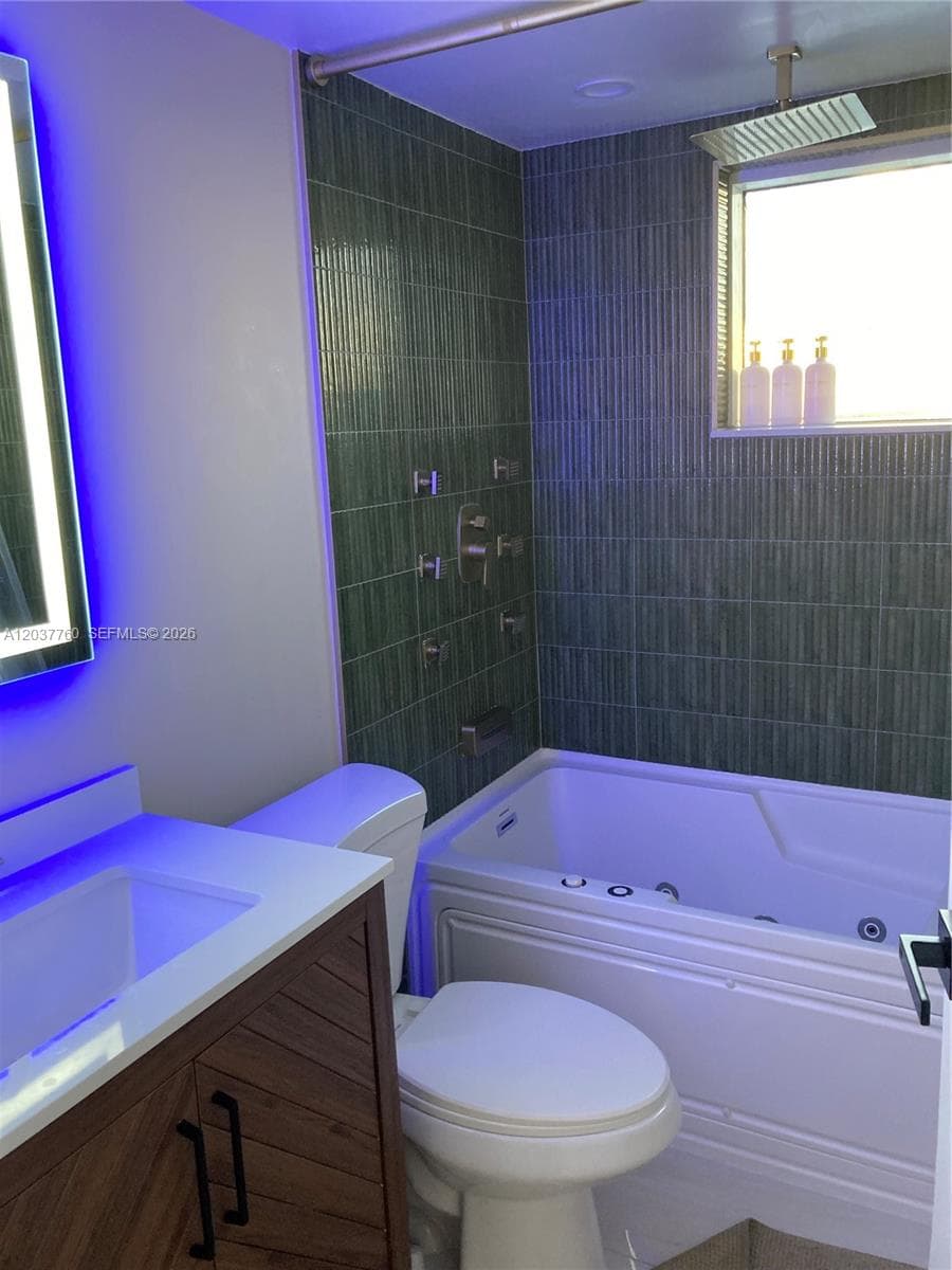 6767 Collins Ave # 1701, Miami Beach, FL 33141 photo 10