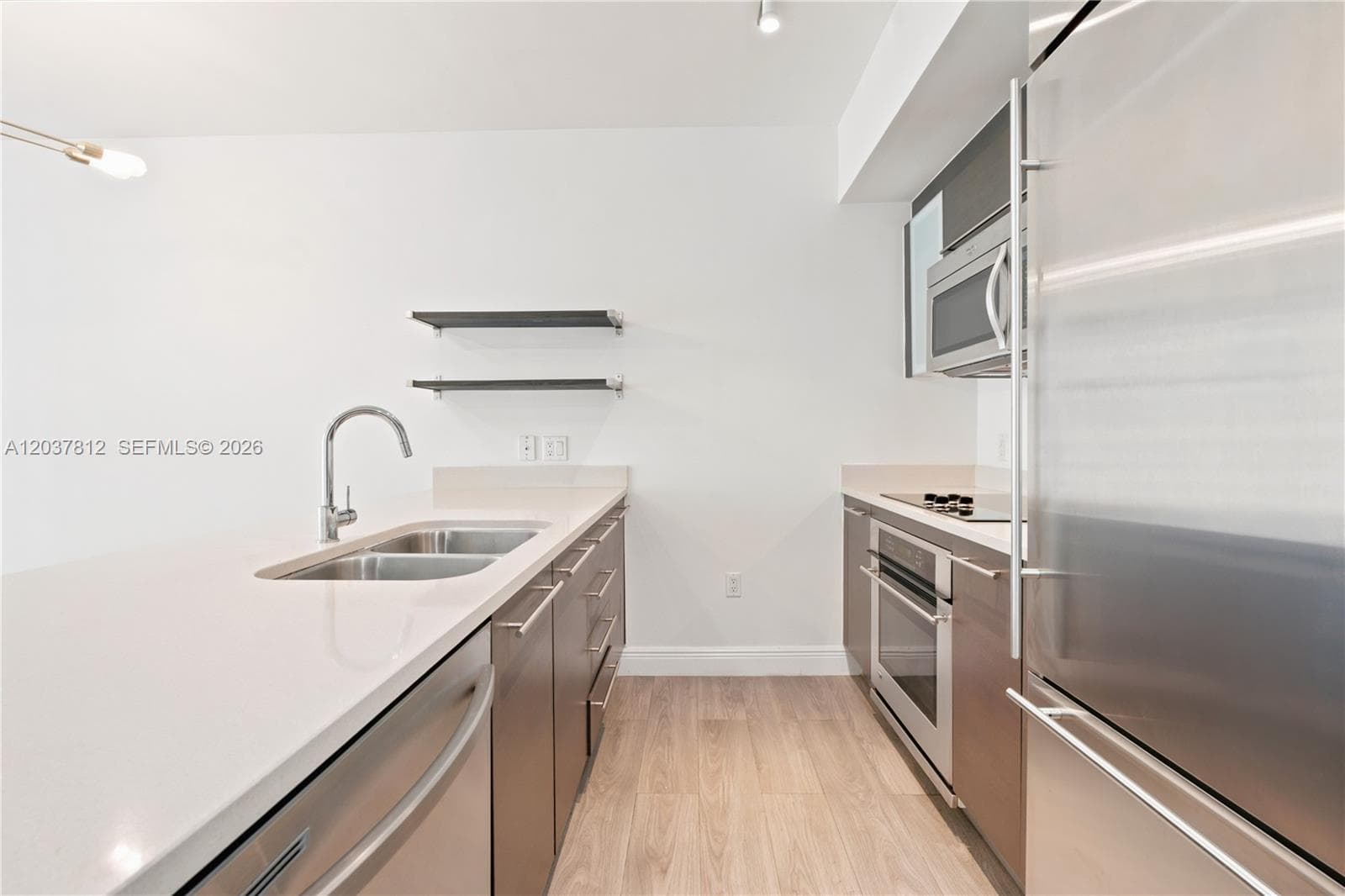 500 Brickell Av # 1906, Miami, FL 33131 photo 5