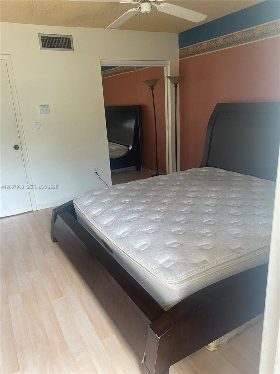 415 NE 2nd St # 222, Hallandale Beach, FL 33009 photo 5