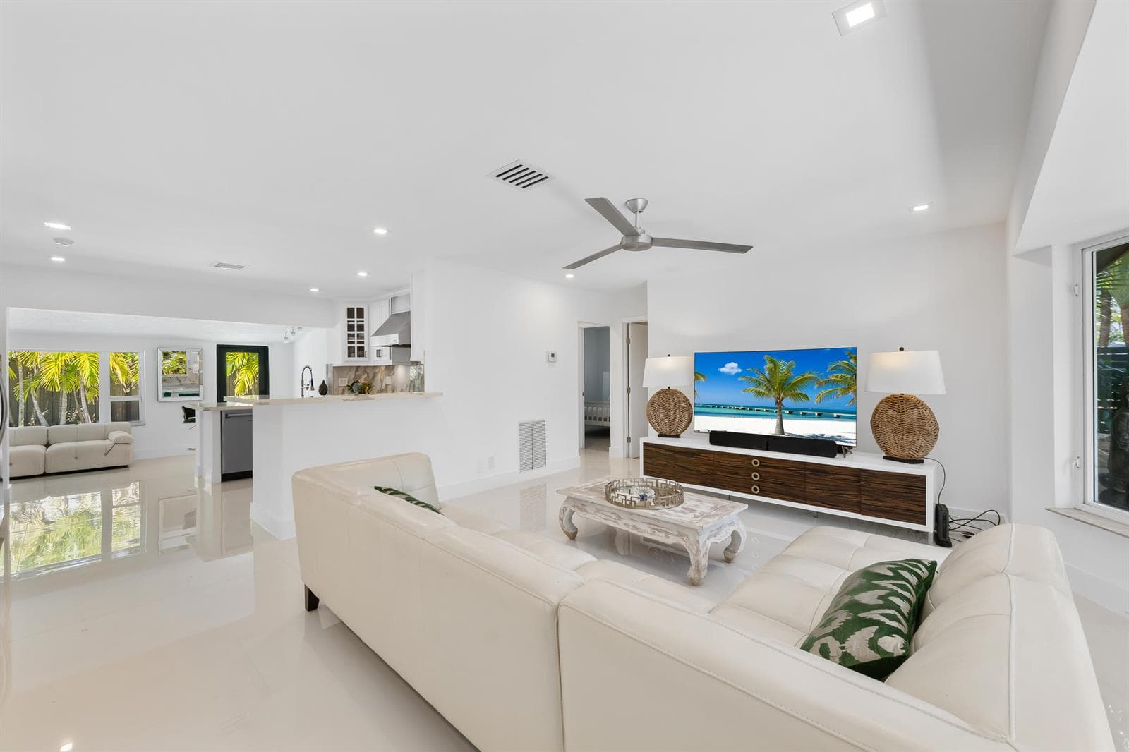 5210 NE 17th Terrace, Fort Lauderdale, FL 33334 photo 8