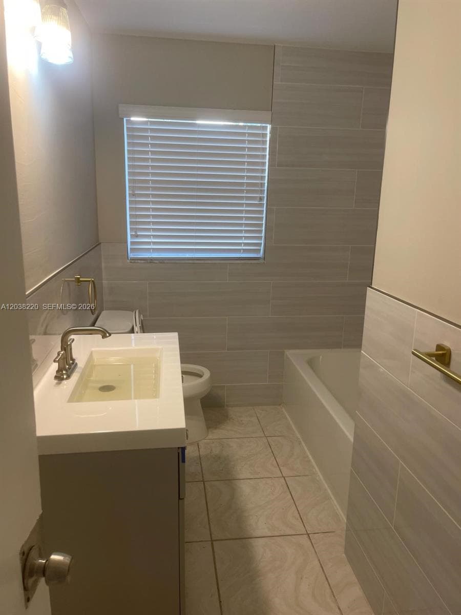 5424 NW 17th Ct # 5424, Lauderhill, FL 33313 photo 6
