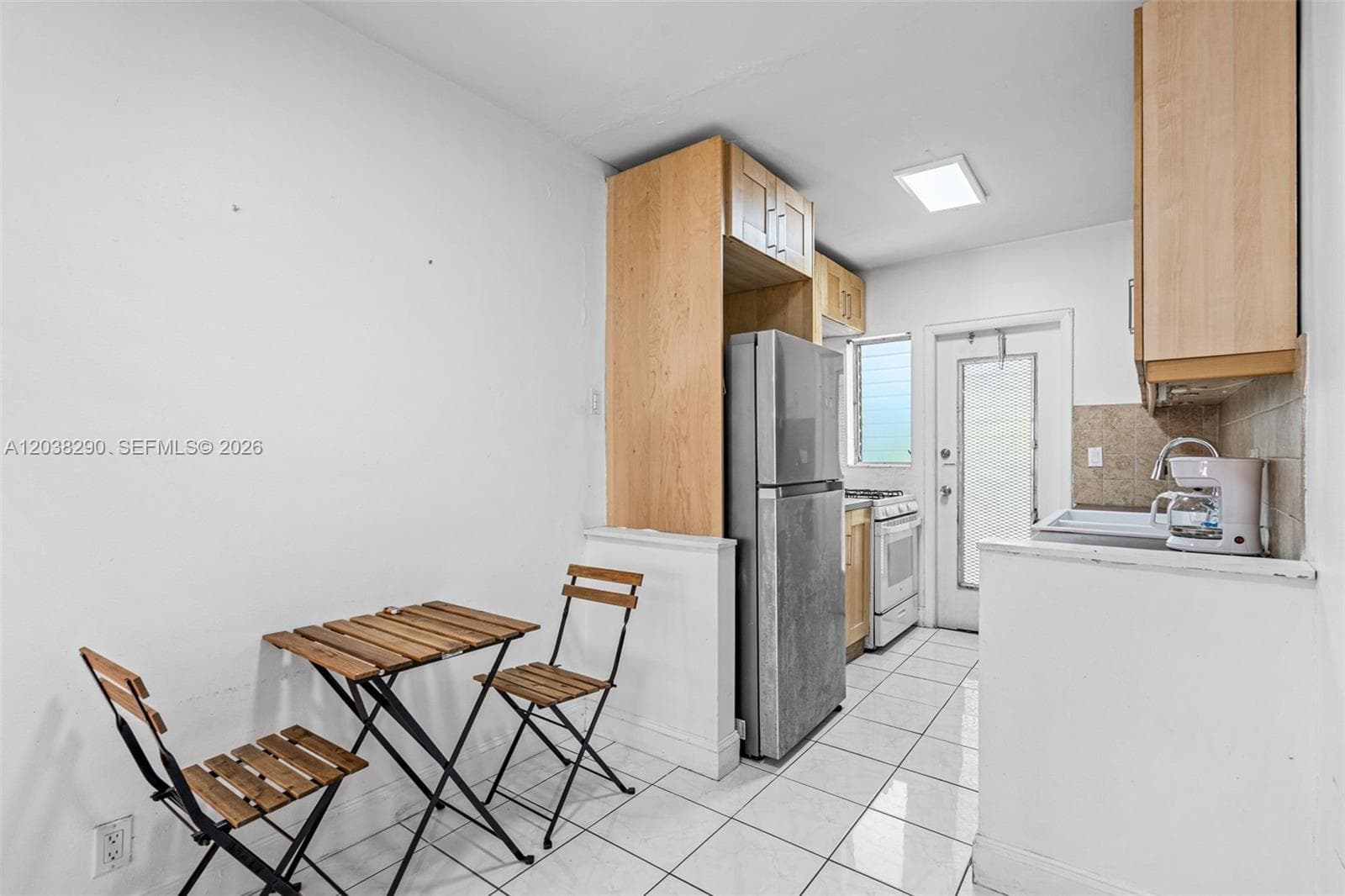 7840 Harding Ave # 3, Miami Beach, FL 33141 photo 11