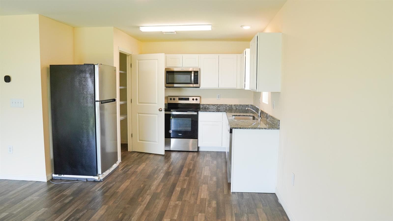 26 NE 12th Terrace, Cape Coral, FL 33909 photo 8