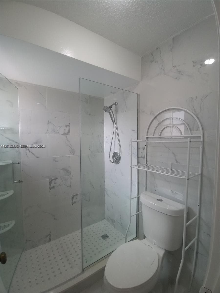 6533 NW 170th Ln, Hialeah, FL 33015 photo 10