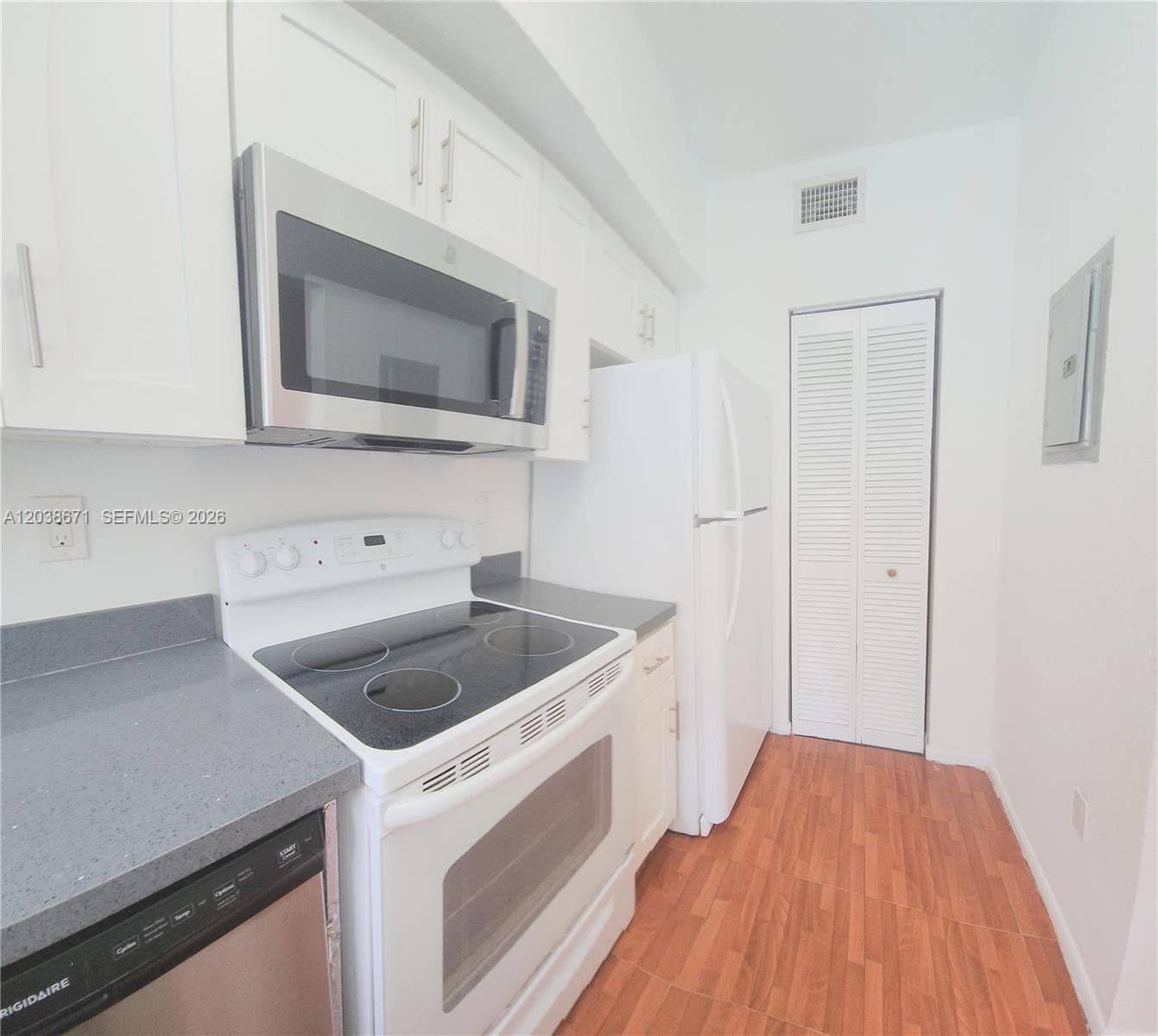 481 NW 84th Ln # 481, Miami, FL 33150 photo 5