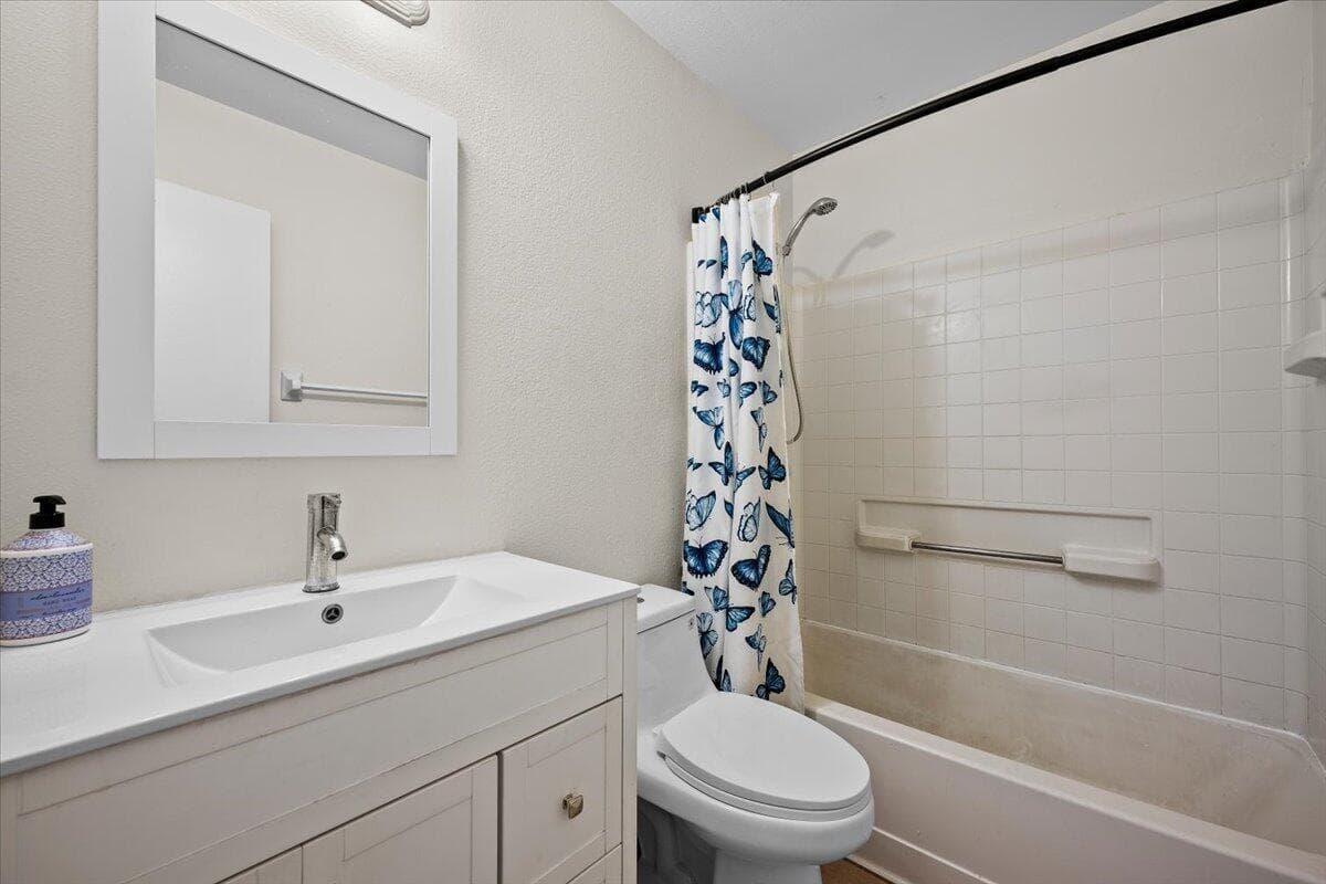 2261 SE Pear Lane, Port St. Lucie, FL 34952 photo 12