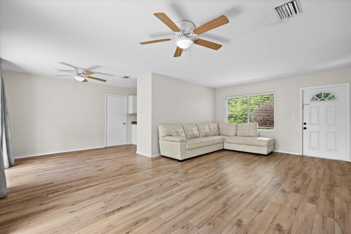 2261 SE Pear Lane, Port St. Lucie, FL 34952 photo 5