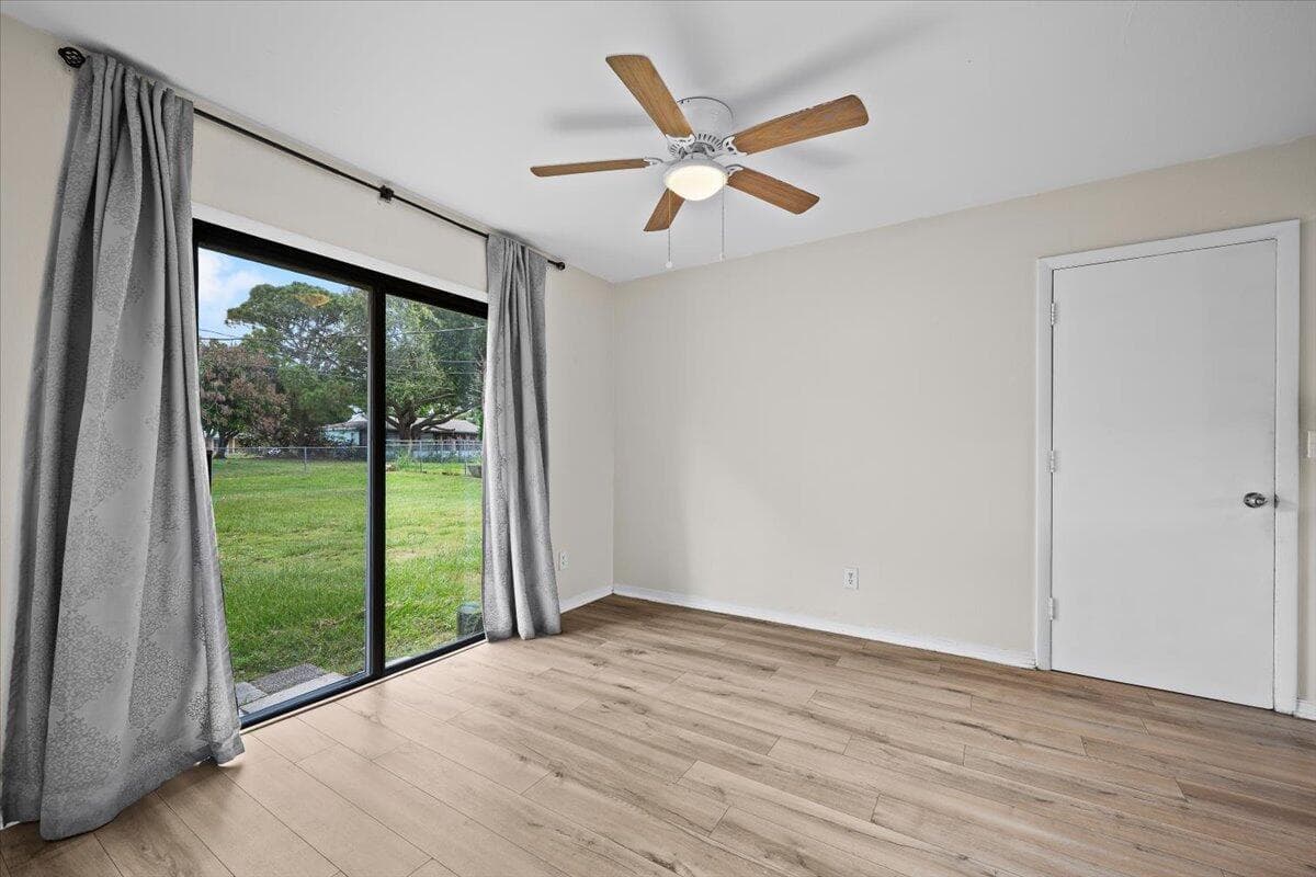 2261 SE Pear Lane, Port St. Lucie, FL 34952 photo 9