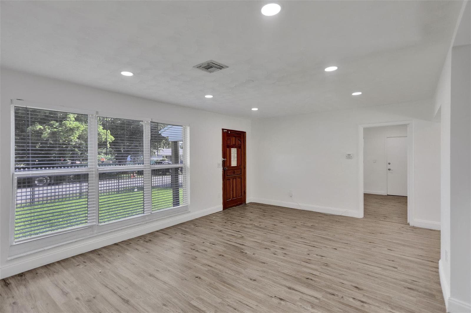 30 NE 139th Street, Miami, FL 33161 photo 12