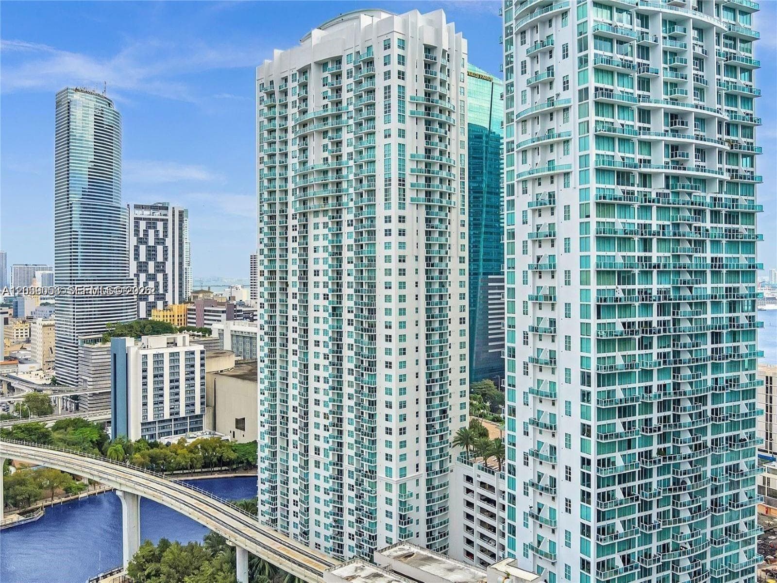 31 SE 5th St # 705, Miami, FL 33131 photo 4