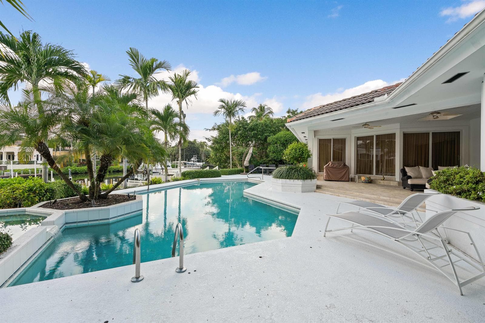 351 Eagle Drive, Jupiter, FL 33477 photo 4