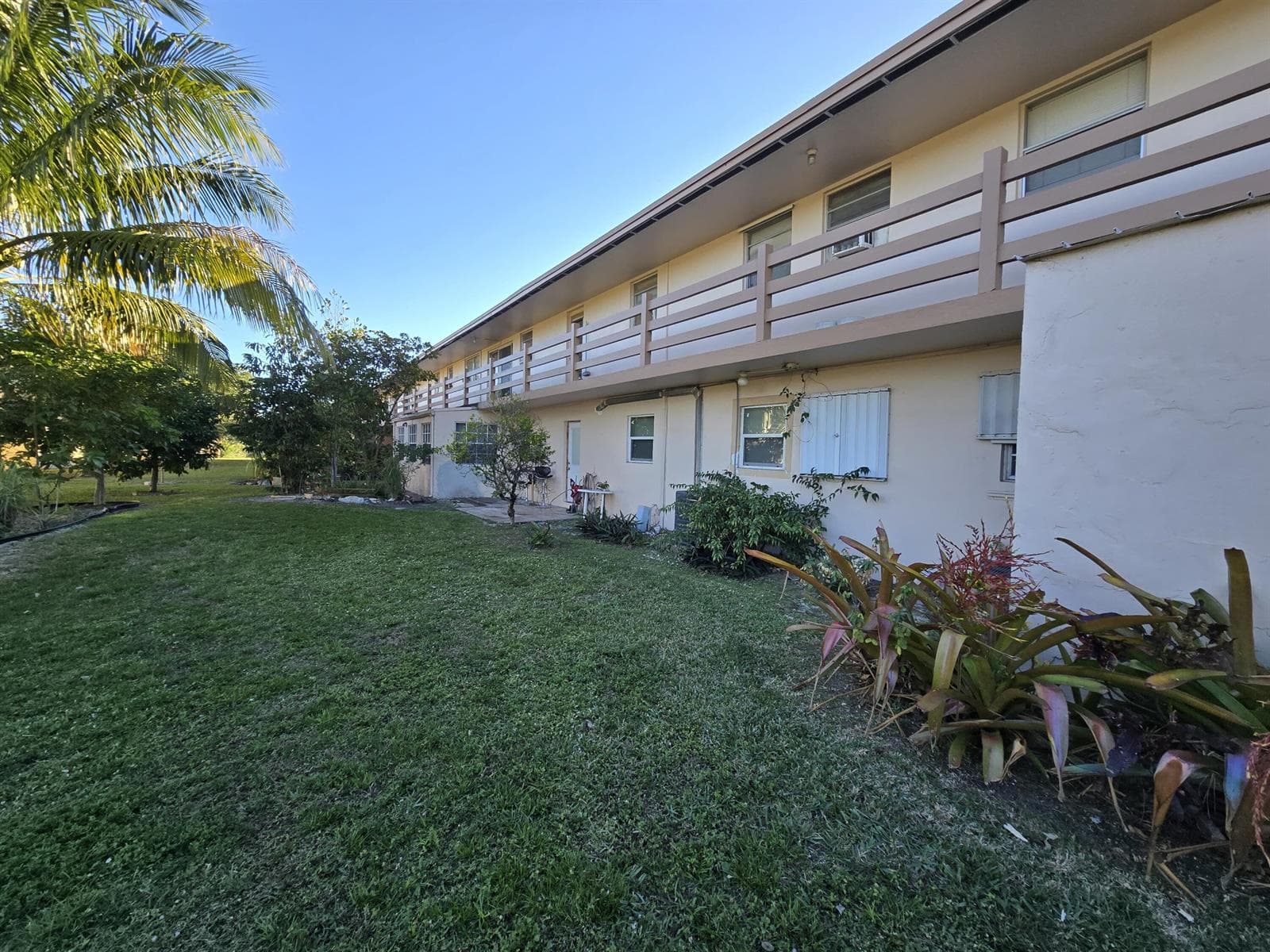 3030 NW 43rd Terrace # 207, Lauderdale Lakes, FL 33313 photo 9