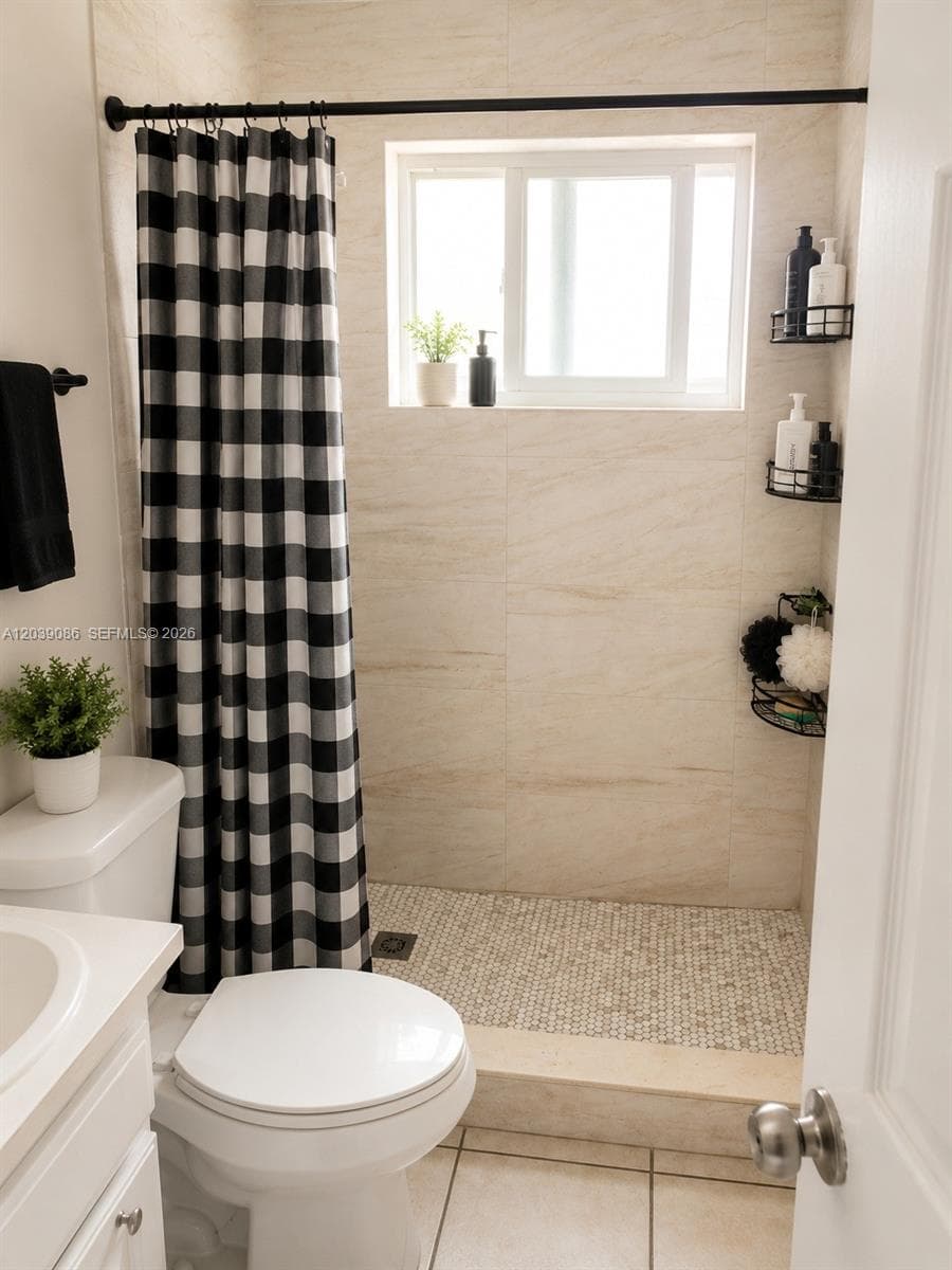 549 Meridian Ave # 12, Miami Beach, FL 33139 photo 12