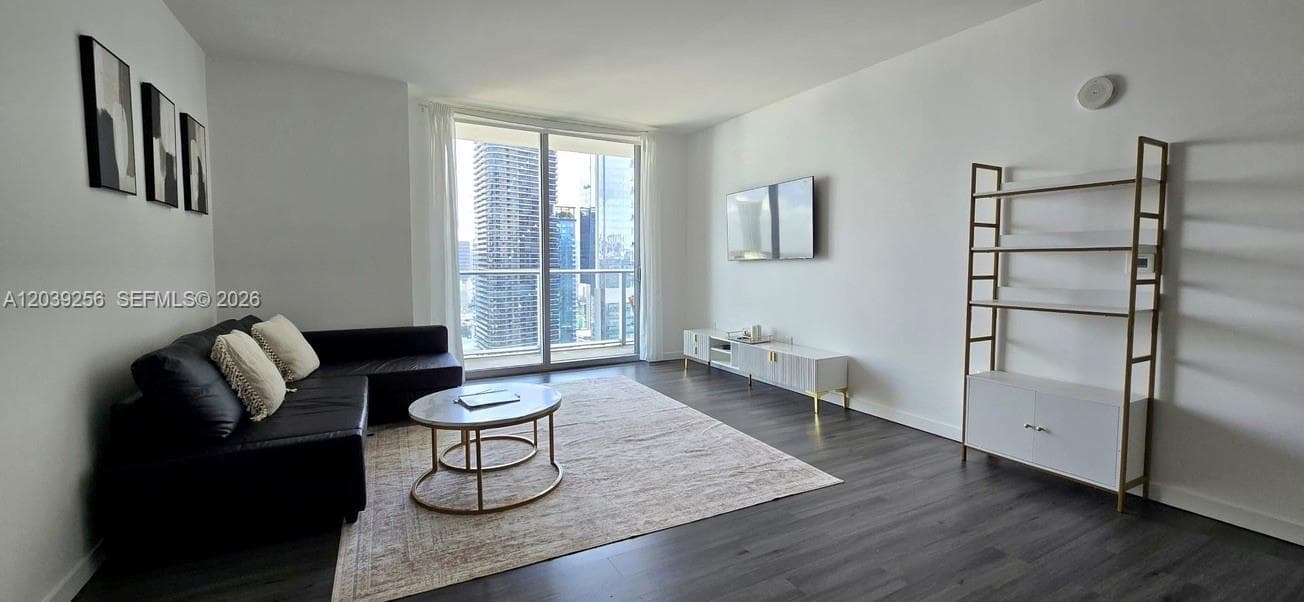 1100 S Miami Ave # 3808, Miami, FL 33130 photo 4