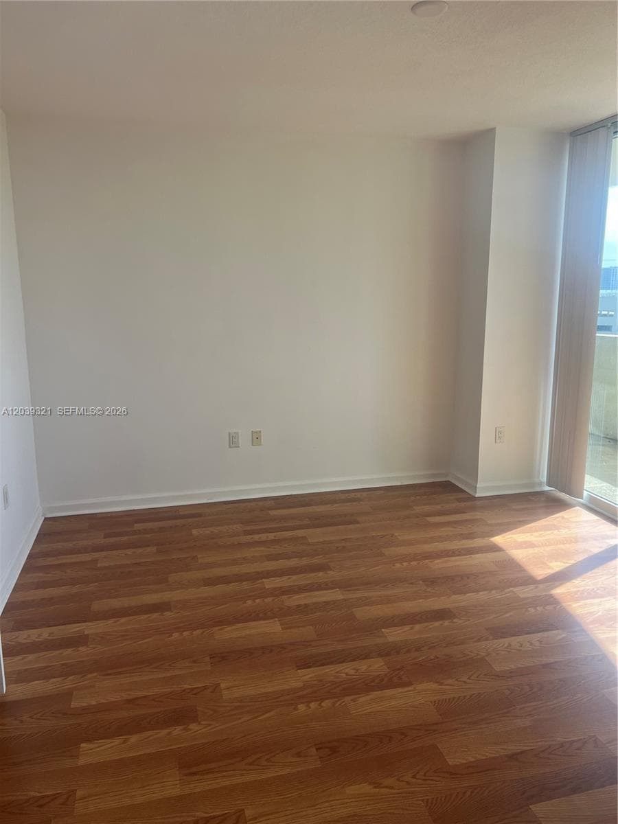 19501 W Country Club Dr # 611, Aventura, FL 33180 photo 11