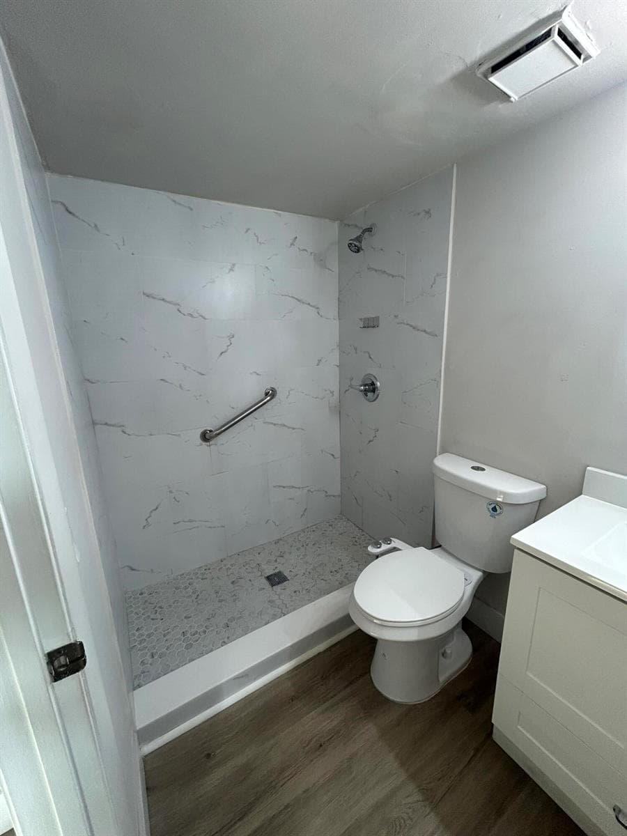 450 W Palm Cir Circle W # 103, Pembroke Pines, FL 33025 photo 13