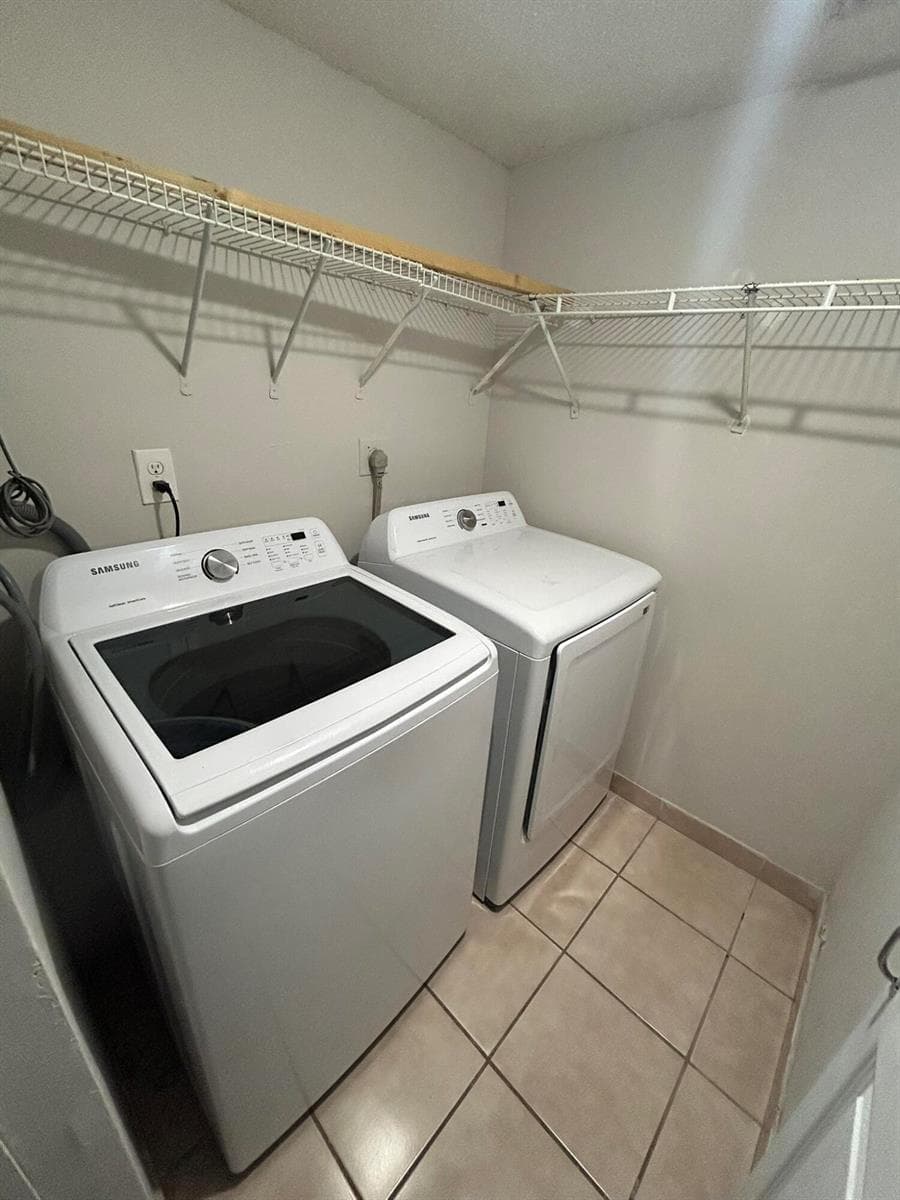 450 W Palm Cir Circle W # 103, Pembroke Pines, FL 33025 photo 5