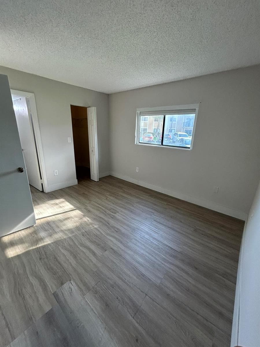 450 W Palm Cir Circle W # 103, Pembroke Pines, FL 33025 photo 11
