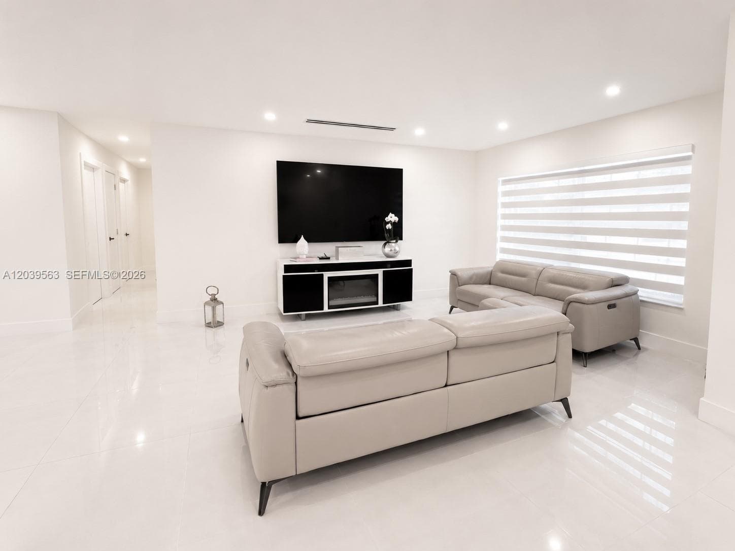 15690 SW 153rd Ct, Miami, FL 33187 photo 7