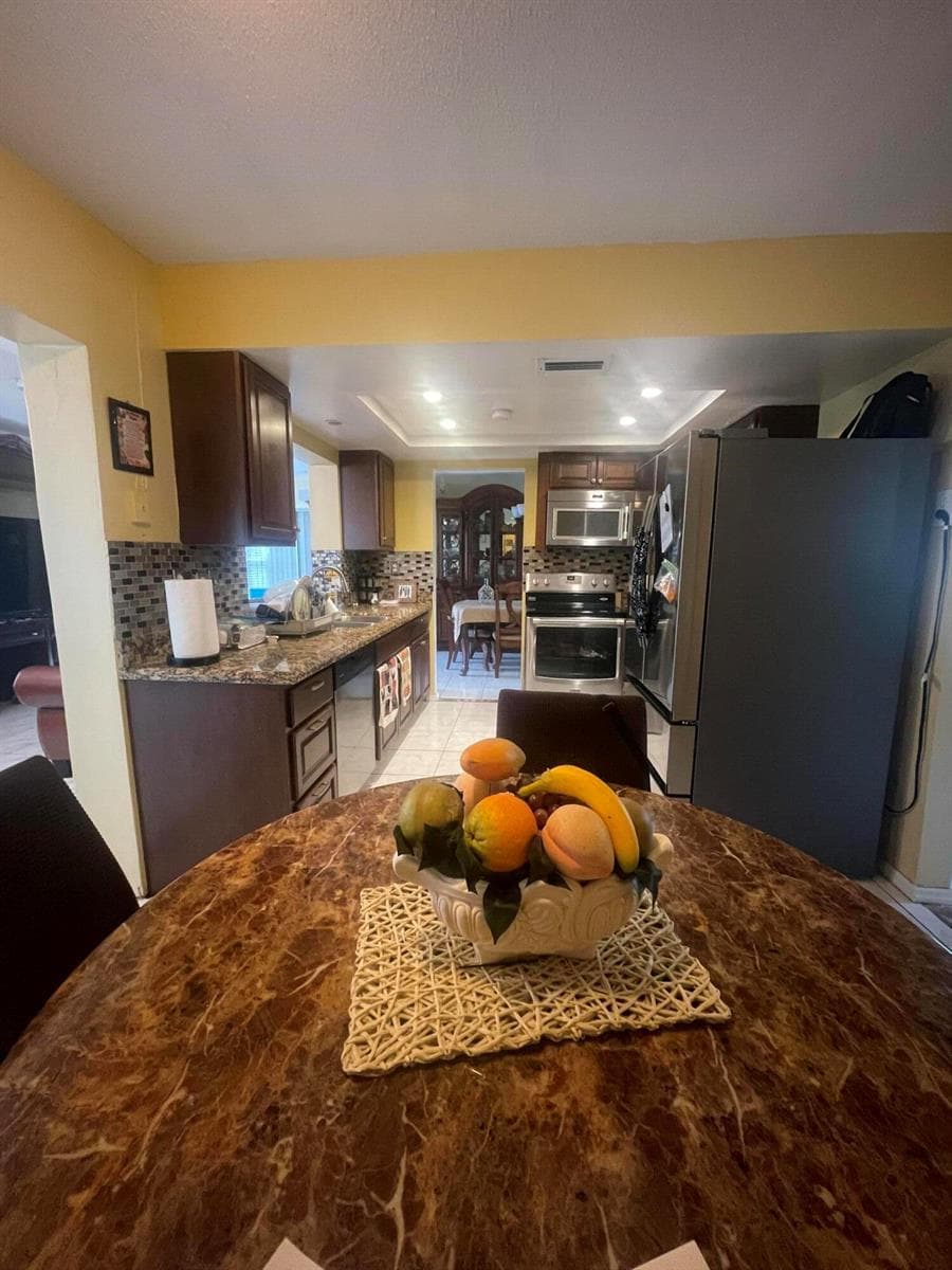 5706 NW 68th Terrace, Tamarac, FL 33321 photo 9