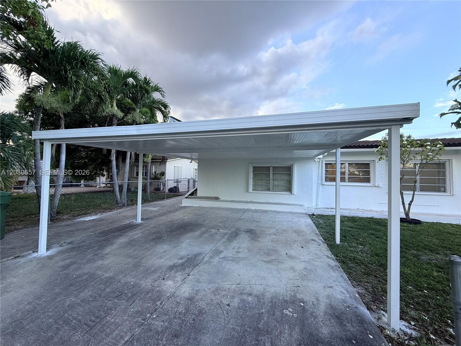 561 W 39th St # n/a, Hialeah, FL 33012 photo 6
