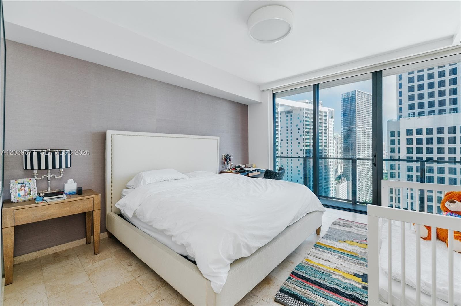 68 SE 6th St # 2601, Miami, FL 33131 photo 8