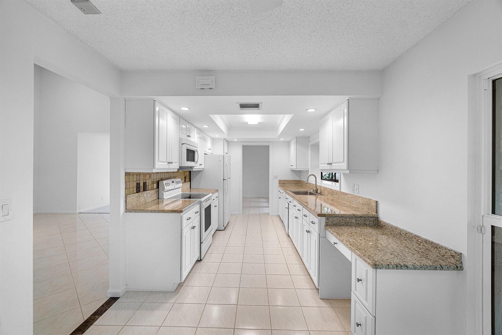 5635 Kiowa Circle, Boynton Beach, FL 33437 photo 6