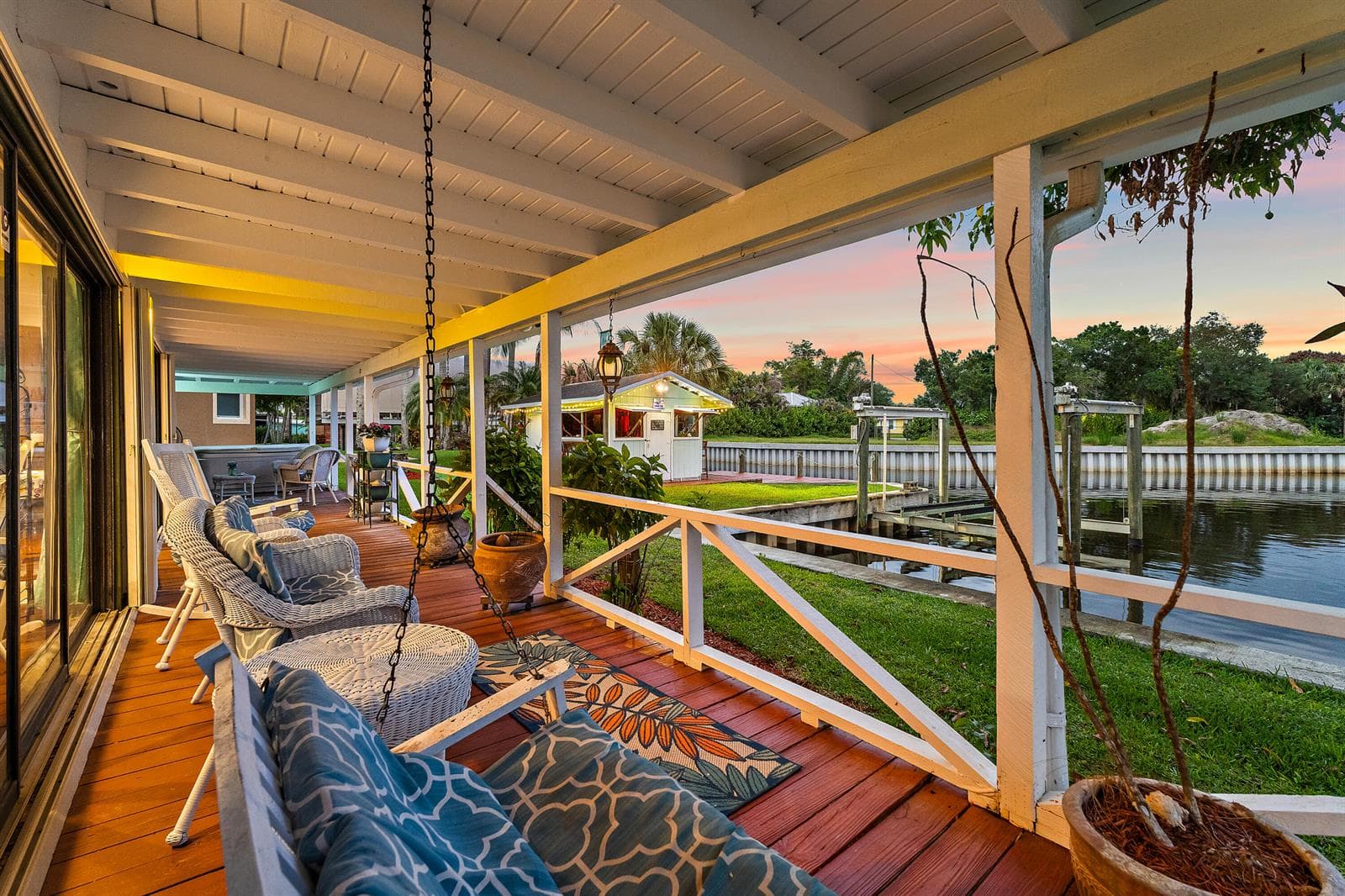 715 SW Rustic Circle, Stuart, FL 34997 photo 2