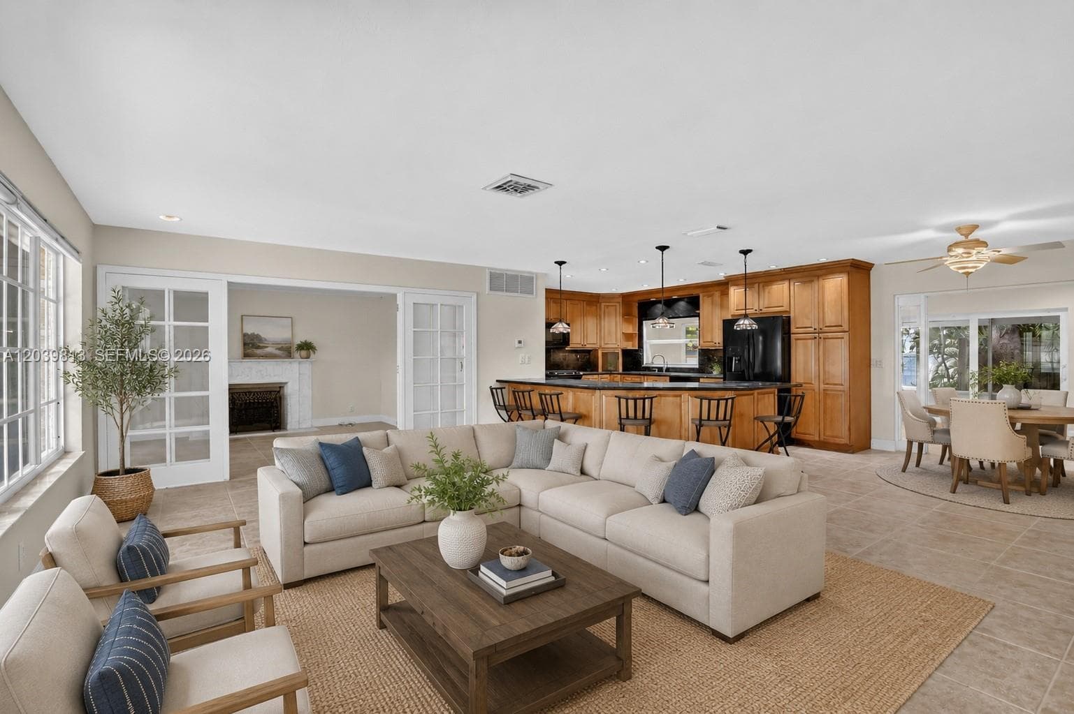 5511 Taylor St, Hollywood, FL 33021 photo 2