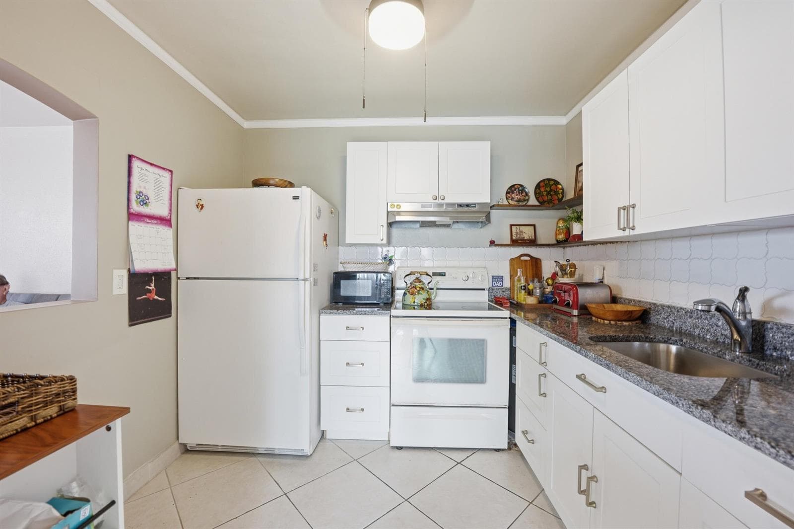 47 Saxony A, Delray Beach, FL 33446 photo 13