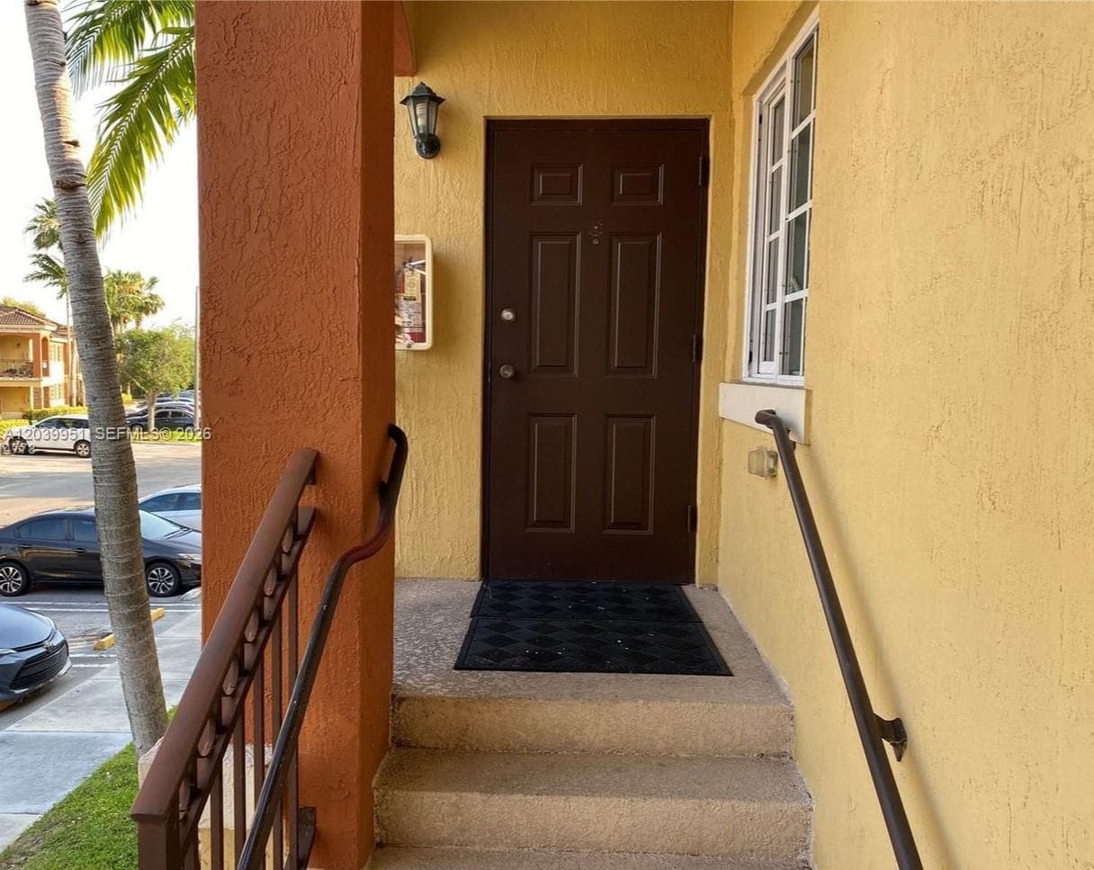 930 NE 34th Ave # 202, Homestead, FL 33033 photo 13