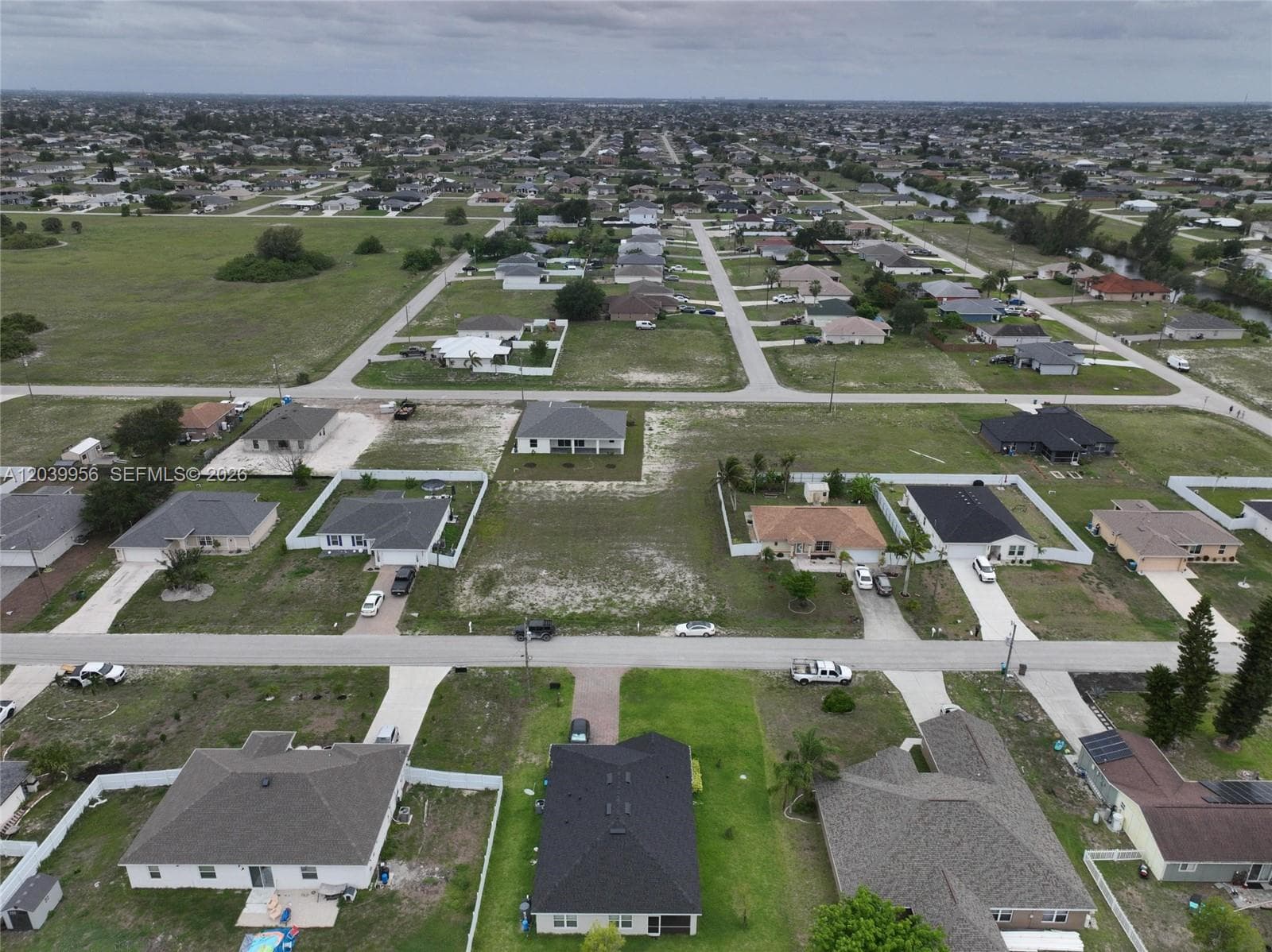 530 NW 23RD TER, Cape Coral, FL 33993 photo 13