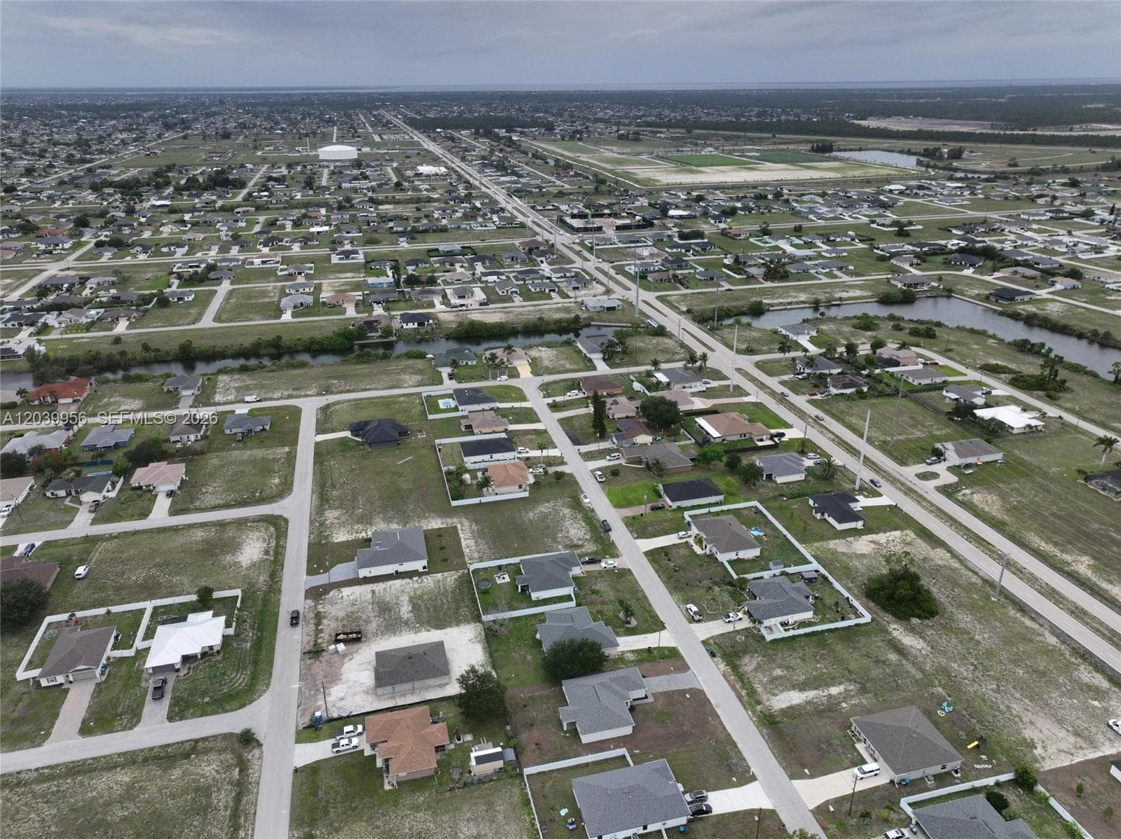 530 NW 23RD TER, Cape Coral, FL 33993 photo 10