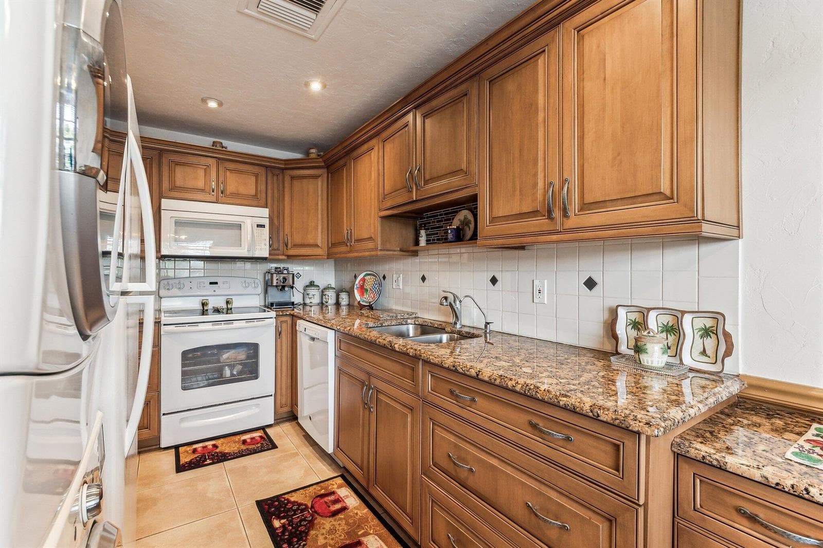 1051 Orange Terrace # 103, Delray Beach, FL 33445 photo 7