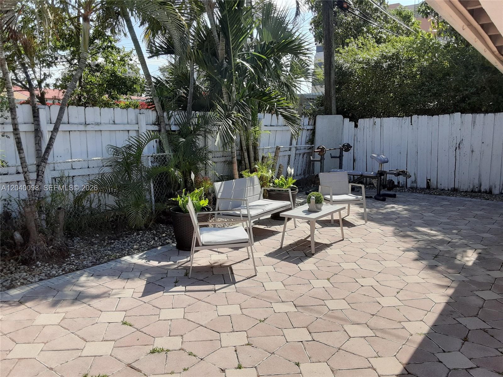 4074 NW 4th St, Miami, FL 33126 photo 12