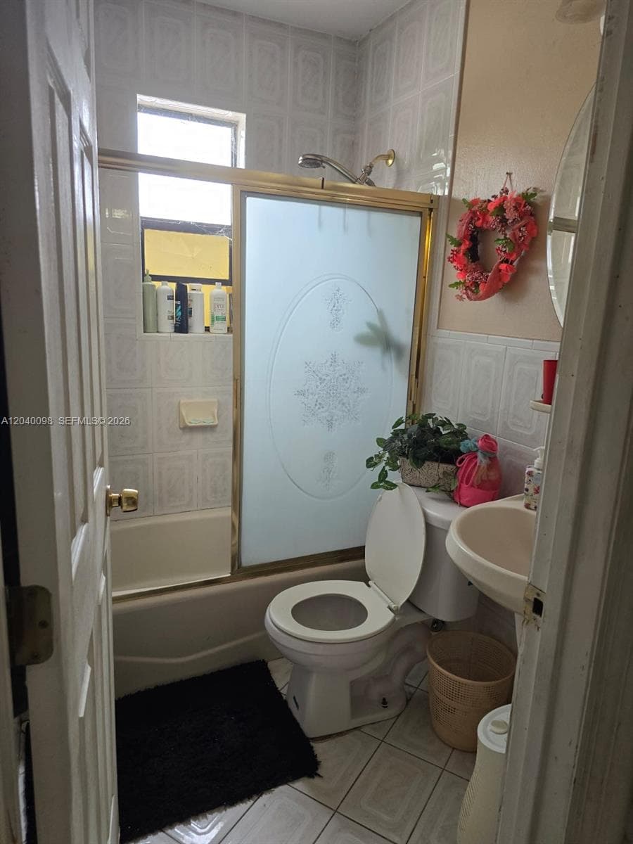 4074 NW 4th St, Miami, FL 33126 photo 9