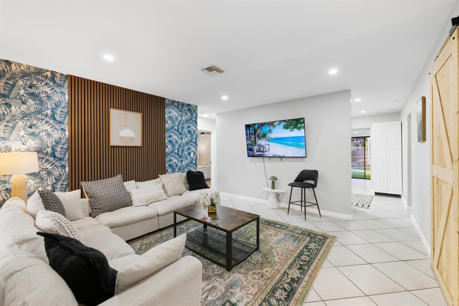 3024 NE 2nd Terrace, Wilton Manors, FL 33334 photo 6