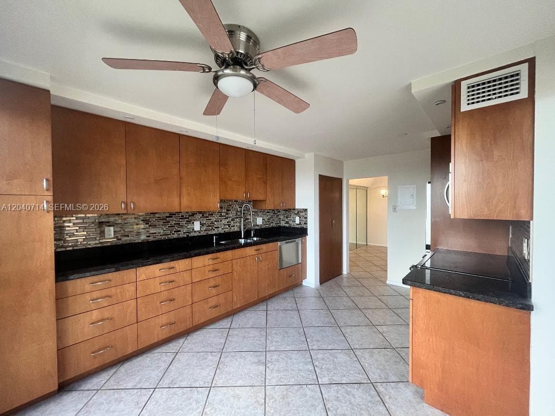 1901 N Ocean Blvd # 7E, Fort Lauderdale, FL 33305 photo 8