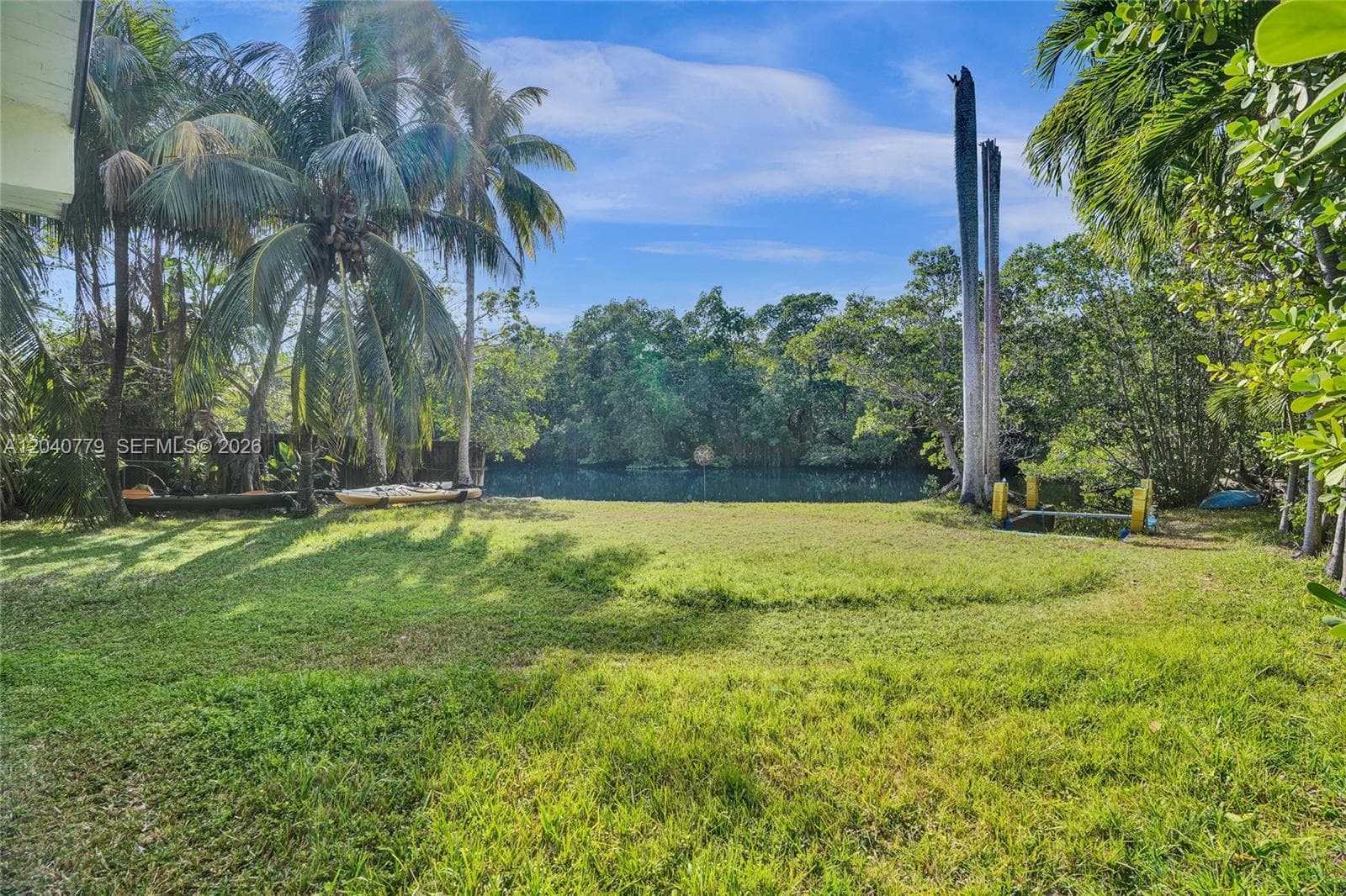 18500 NE 23rd Ct, Miami, FL 33180 photo 6