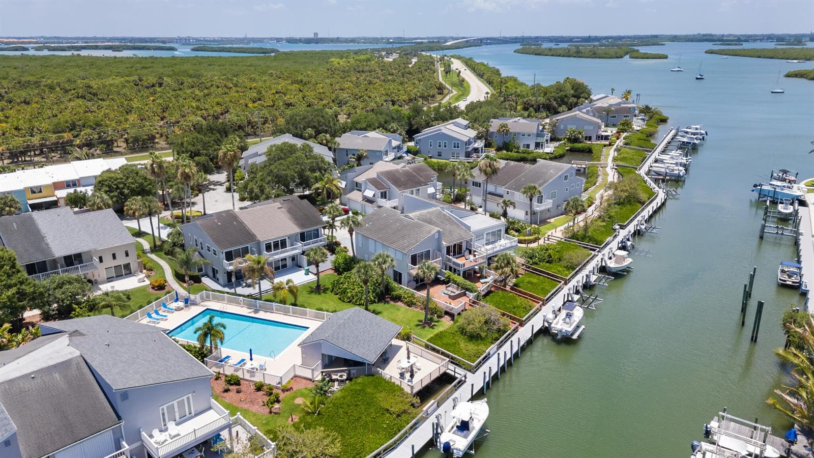 2488 Harbour Cove Drive, Fort Pierce, FL 34949 photo 6