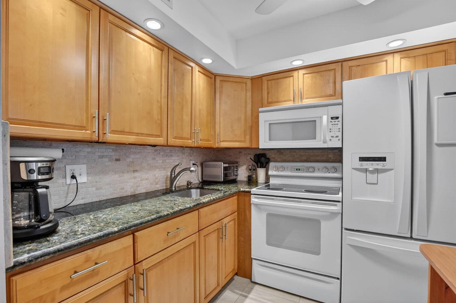 438 Tilford U, Deerfield Beach, FL 33442 photo 7