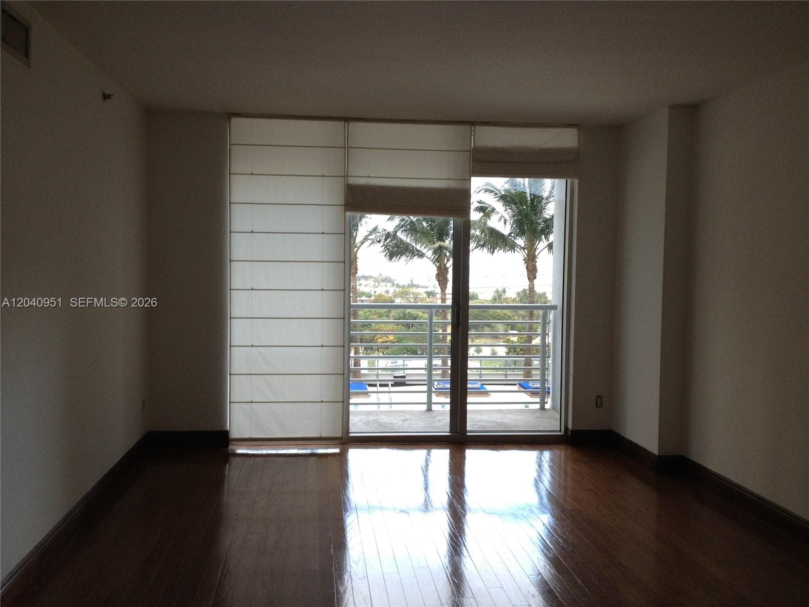 325 S Biscayne Blvd # 1414, Miami, FL 33131 photo 7
