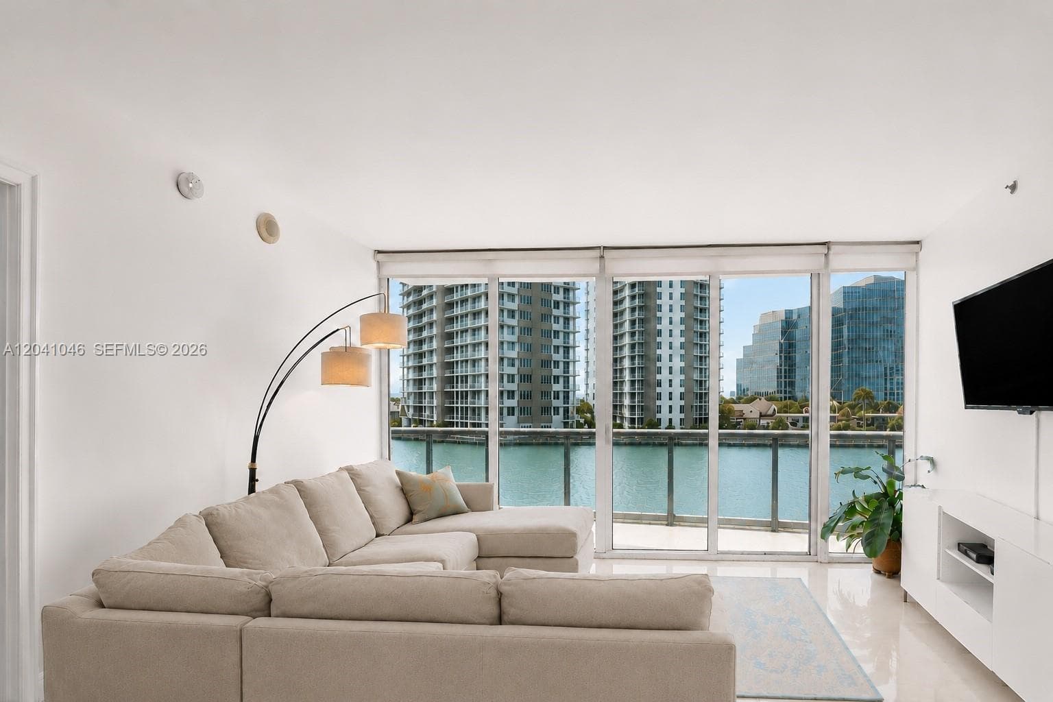 495 Brickell Ave # BAY807, Miami, FL 33131 photo 7