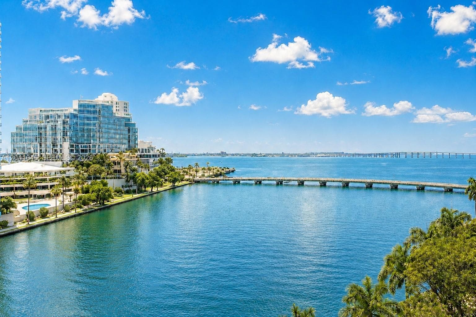 495 Brickell Ave # BAY807, Miami, FL 33131