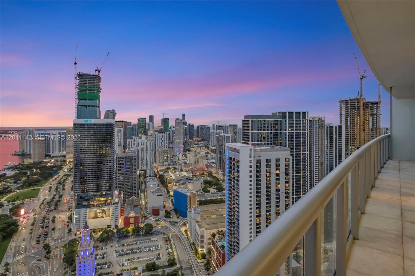 888 Biscayne Blvd # 5404, Miami, FL 33132 photo 9