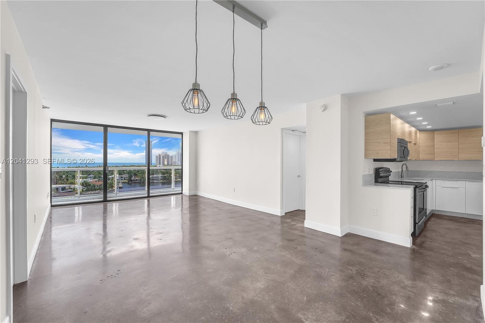 20515 E Country Club Dr # 1245, Aventura, FL 33180 photo 9