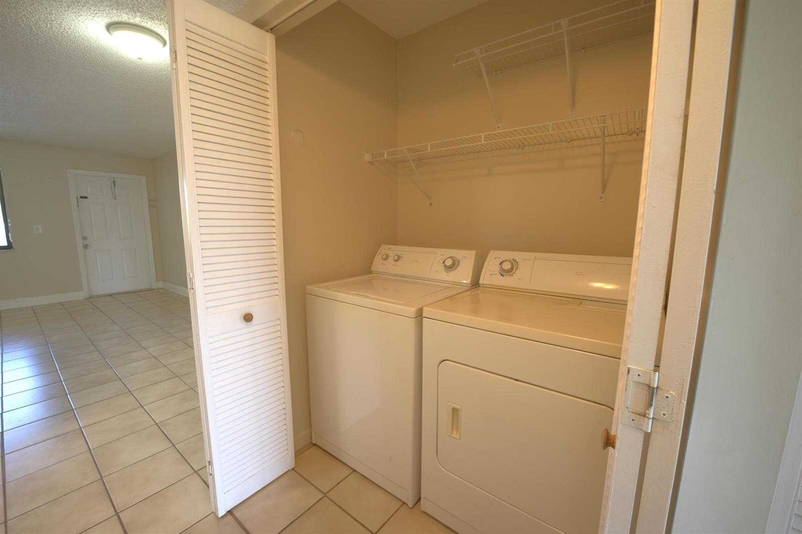 1523 Meadows Circle W, Boynton Beach, FL 33436 photo 7