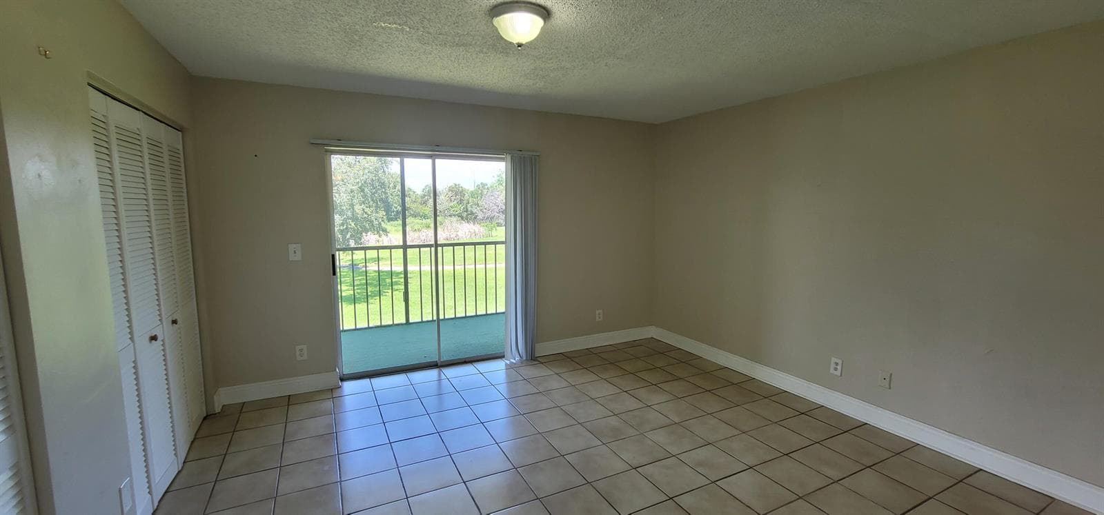 1523 Meadows Circle W, Boynton Beach, FL 33436 photo 10