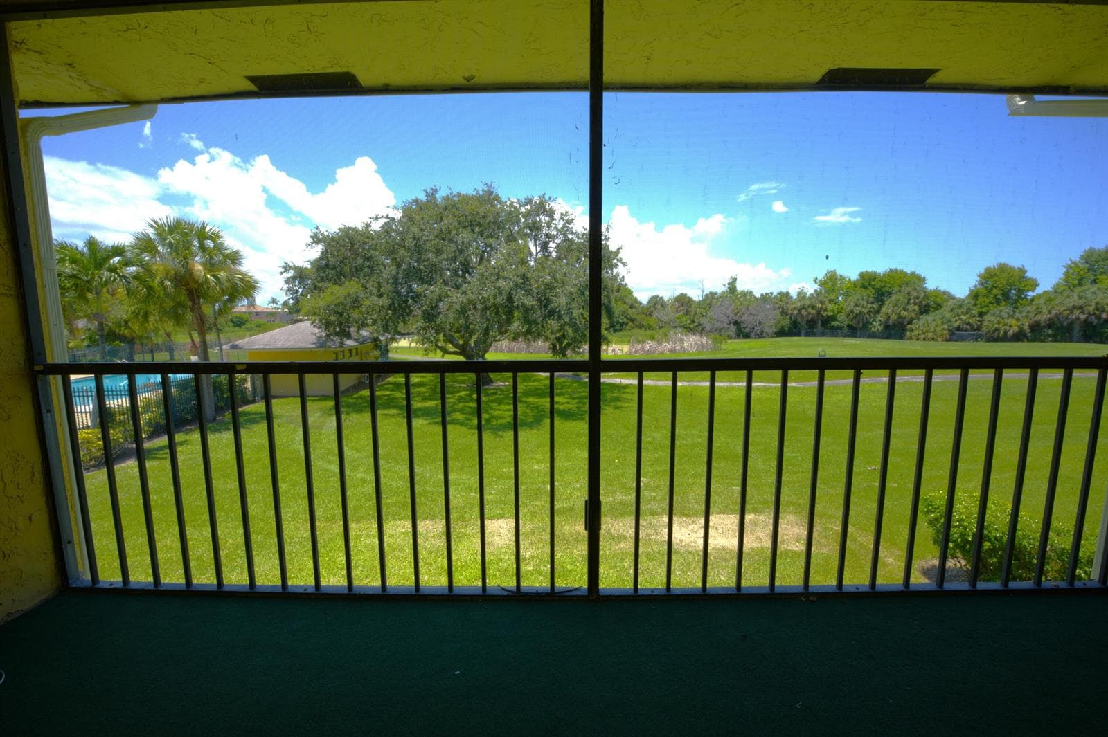 1523 Meadows Circle W, Boynton Beach, FL 33436 photo 11