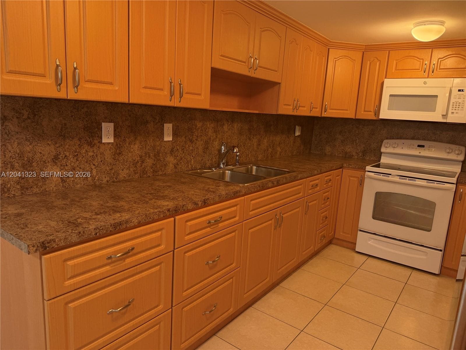 10090 NW 80th Ct # 1241, Hialeah Gardens, FL 33016 photo 7